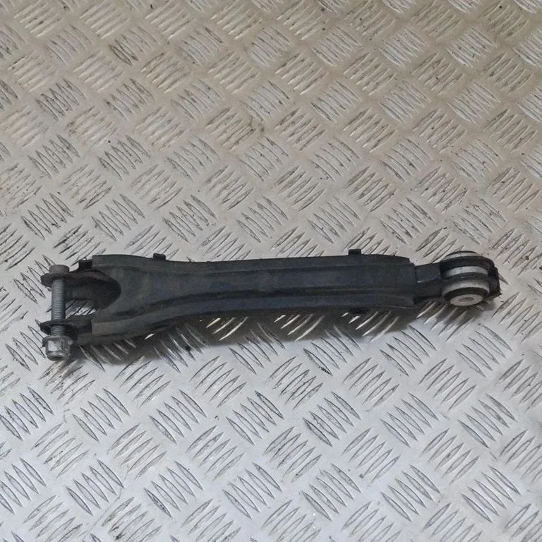 Aizmugurējā svira (dakša) A2043521205