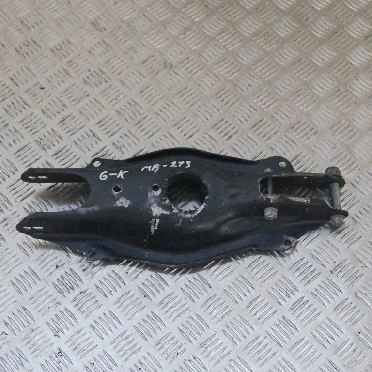 Aizmugurējā svira (dakša) A2053522000