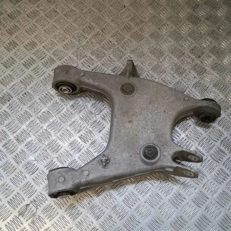 Rear upper control arm/wishbone – BMW 5 Series F10 F11 (2009-2016)