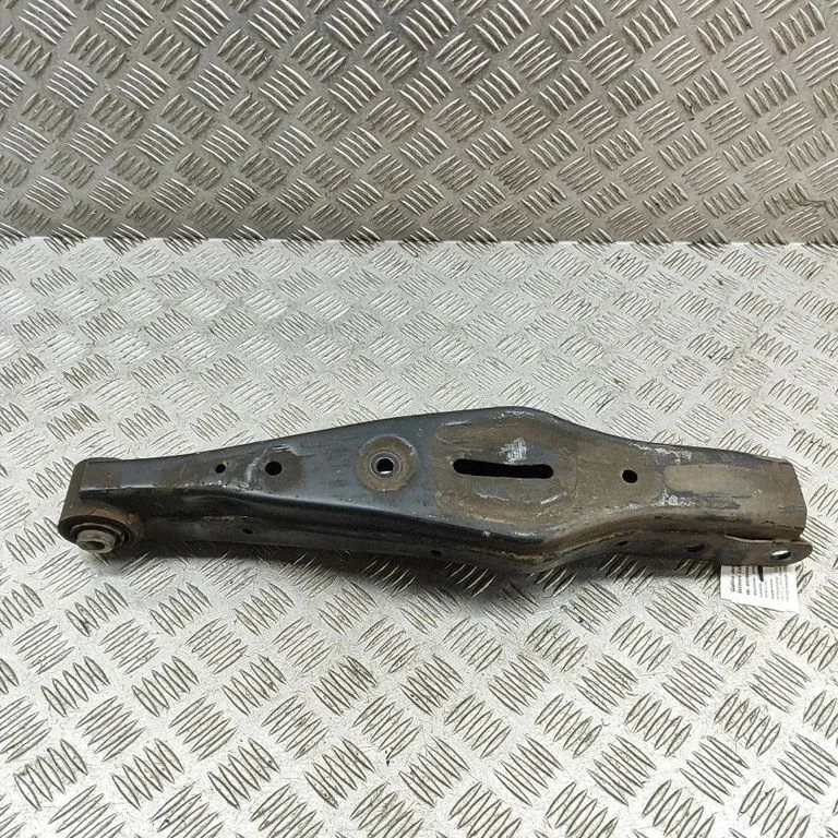 Rear upper control arm/wishbone – KIA Sportage (2021-)
