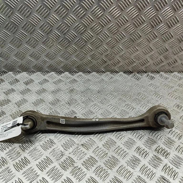 Rear upper control arm/wishbone M9R35B551
