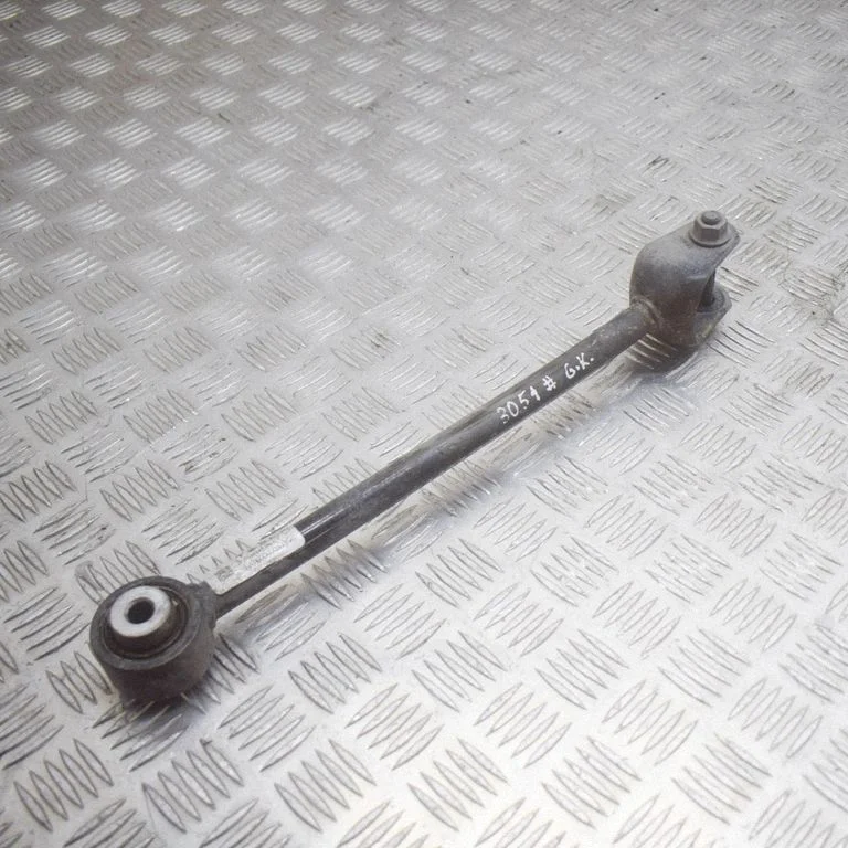 Rear upper control arm/wishbone – Tesla Model S (2012-)