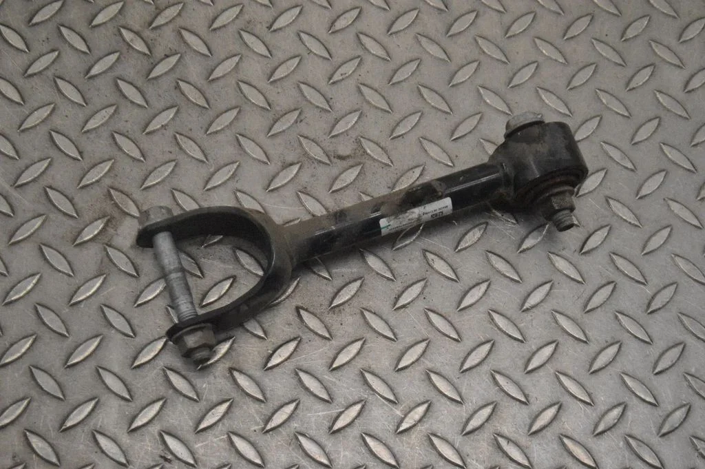 Tagumine ülemine õõtshoob 118842300A