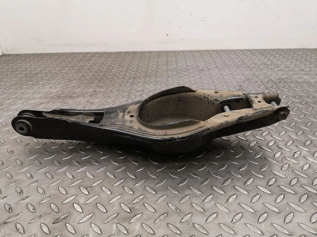 Rear upper control arm/wishbone 8889216376