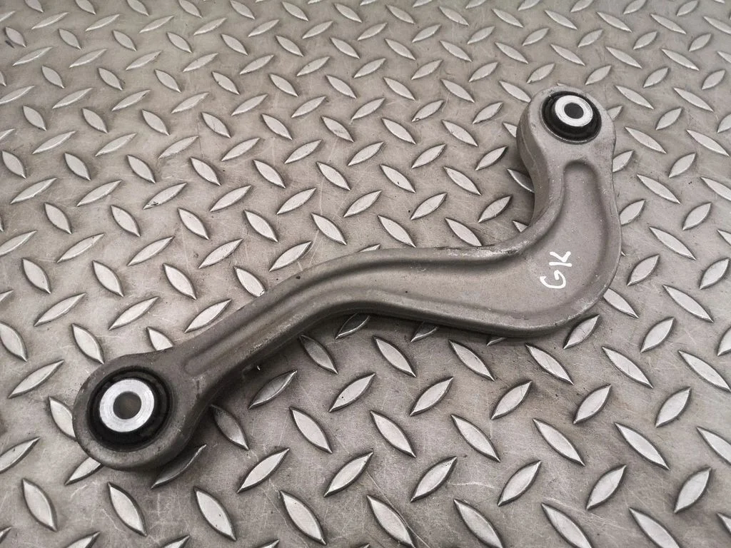 Rear upper control arm/wishbone 97033104700
