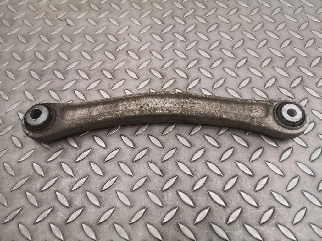 Rear upper control arm/wishbone 7L0505376A
