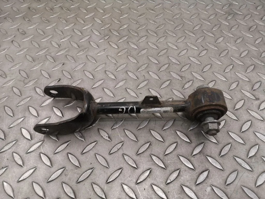 Rear upper control arm/wishbone – Tesla Model S (2012-)