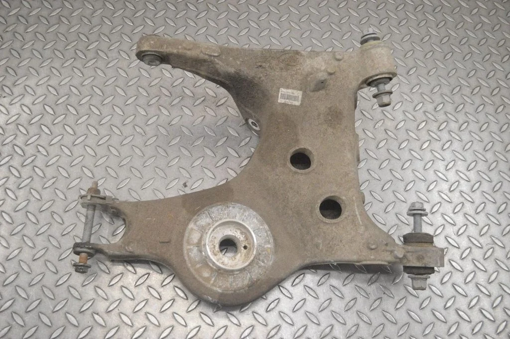 Rear upper control arm/wishbone JPLA5B531AA