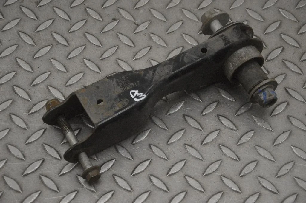 Rear upper control arm/wishbone J9D35K898AA