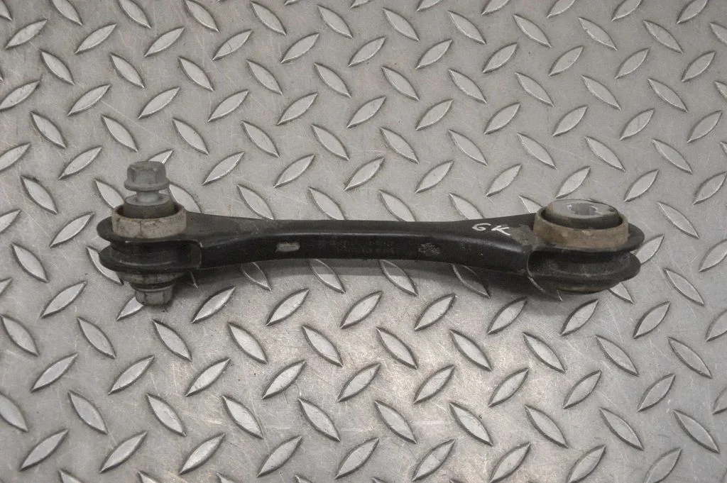 Tagumine ülemine õõtshoob 6878631