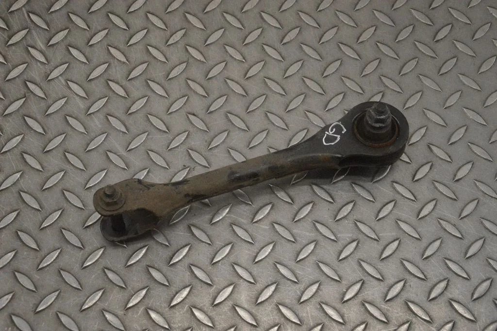 Tagumine ülemine õõtshoob 118842100A