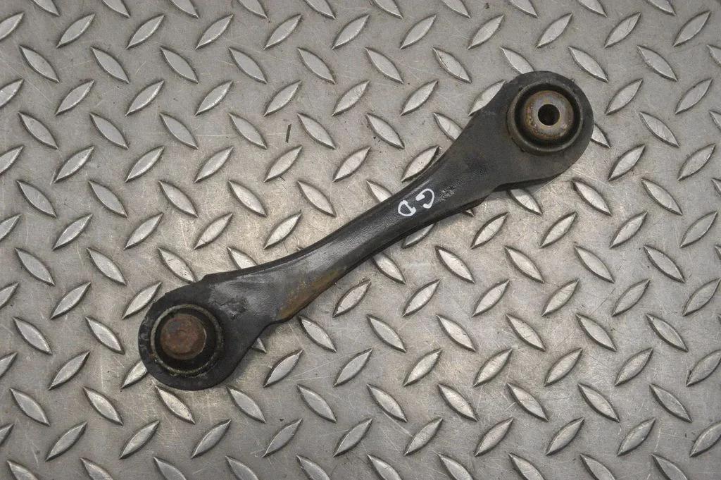 Rear upper control arm/wishbone 6792517