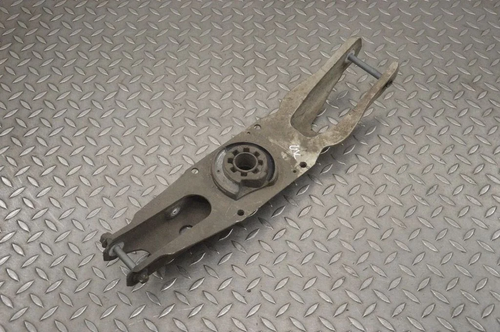 Rear upper control arm/wishbone – Mercedes-Benz A-Class W176 (2012-2018)