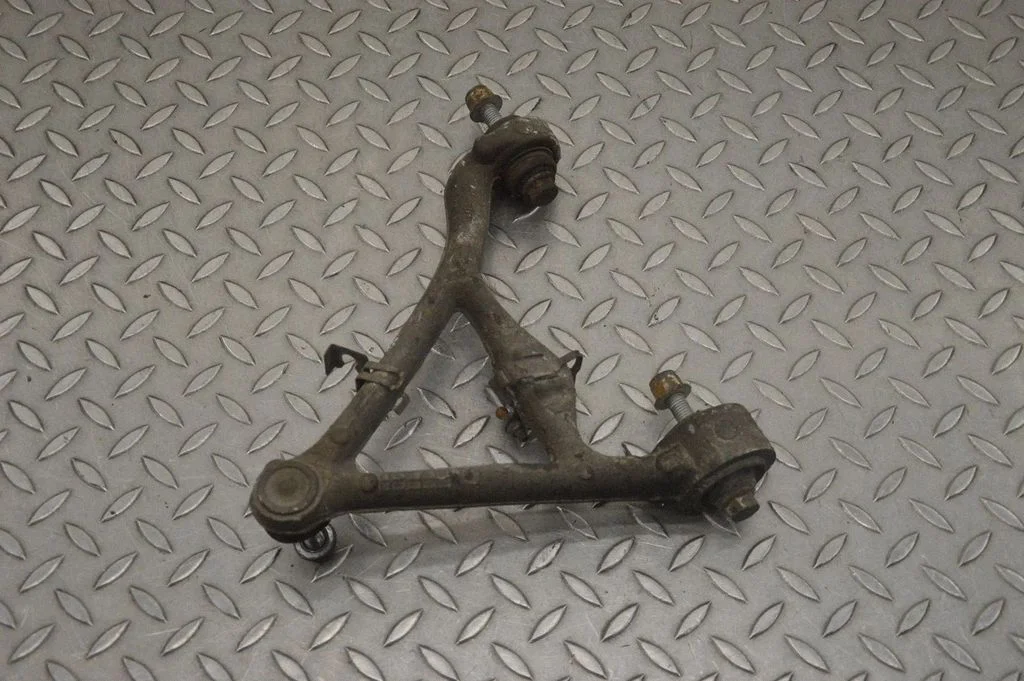 Rear upper control arm/wishbone – right