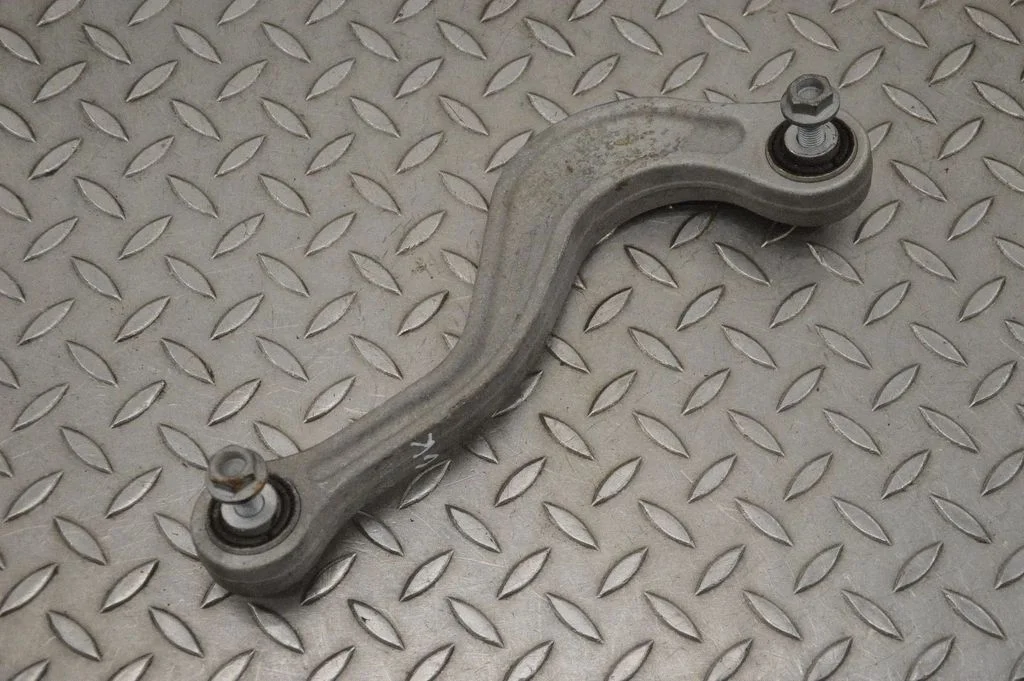 Rear upper control arm/wishbone 97033104700