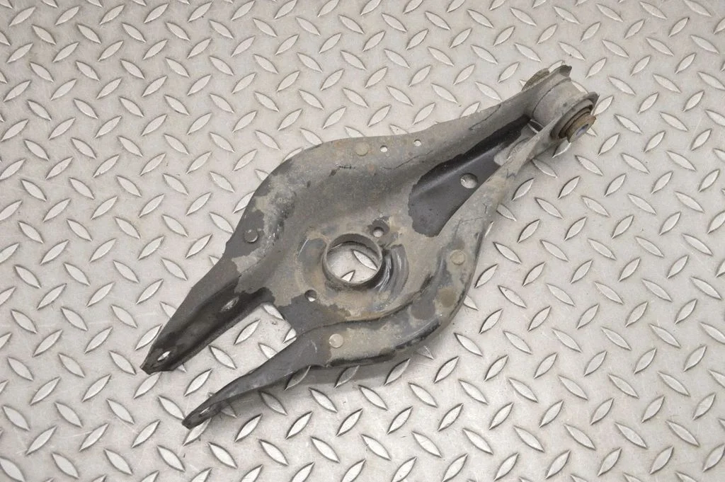 Rear upper control arm/wishbone 68687540