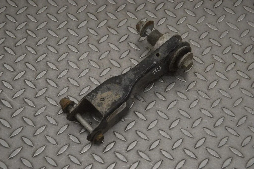Rear upper control arm/wishbone J9D35K976AA