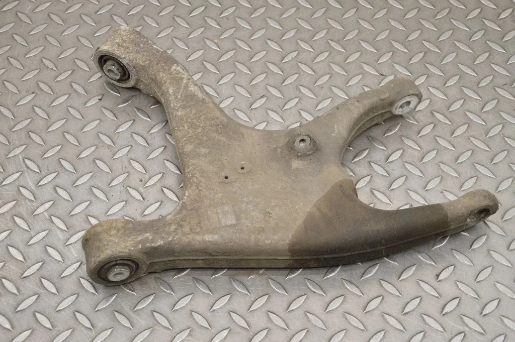 Rear upper control arm/wishbone 8R0505312B