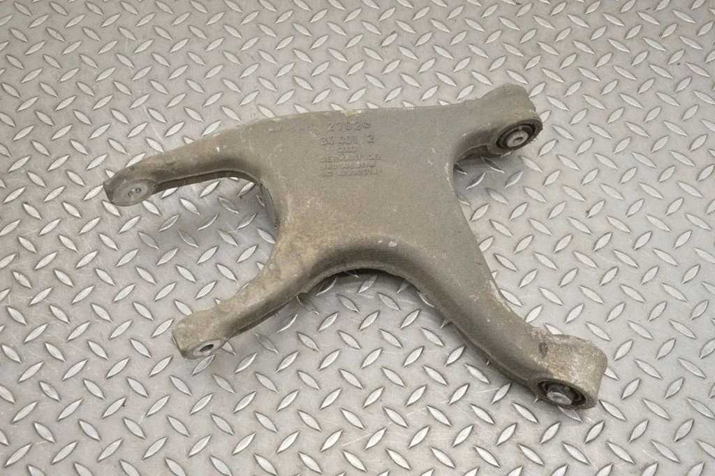 Rear upper control arm/wishbone 8R0505311B