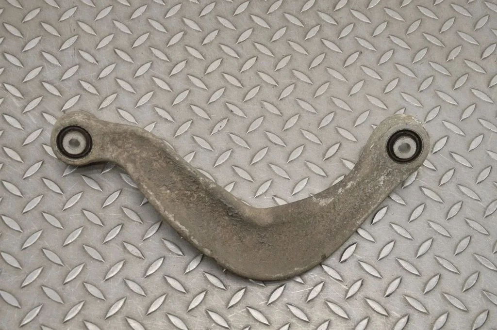 Rear upper control arm/wishbone 8K0505323H