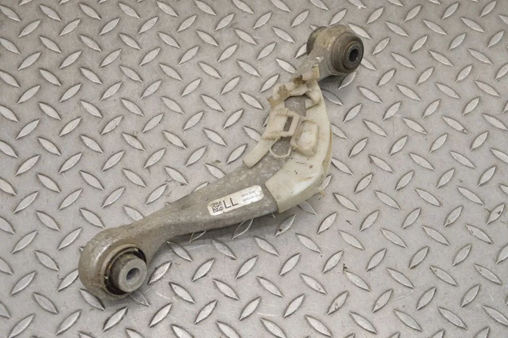 Rear upper control arm/wishbone – BMW 5 Series G30 G31 G38 (2016-)