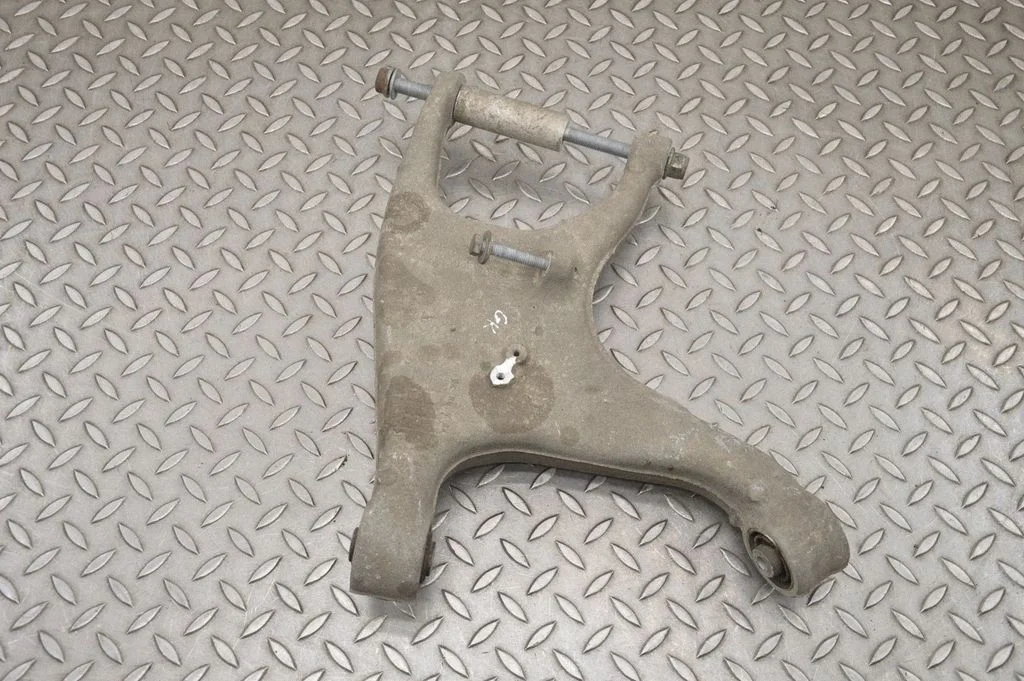 Rear upper control arm/wishbone – Porsche Macan (95B) (2014-2018)
