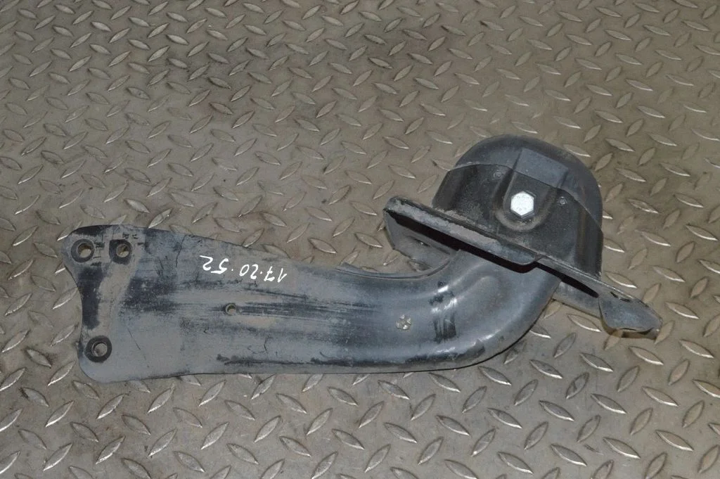 Tagumine ülemine õõtshoob – Skoda Octavia Mk2 (1Z) (2004-2013)