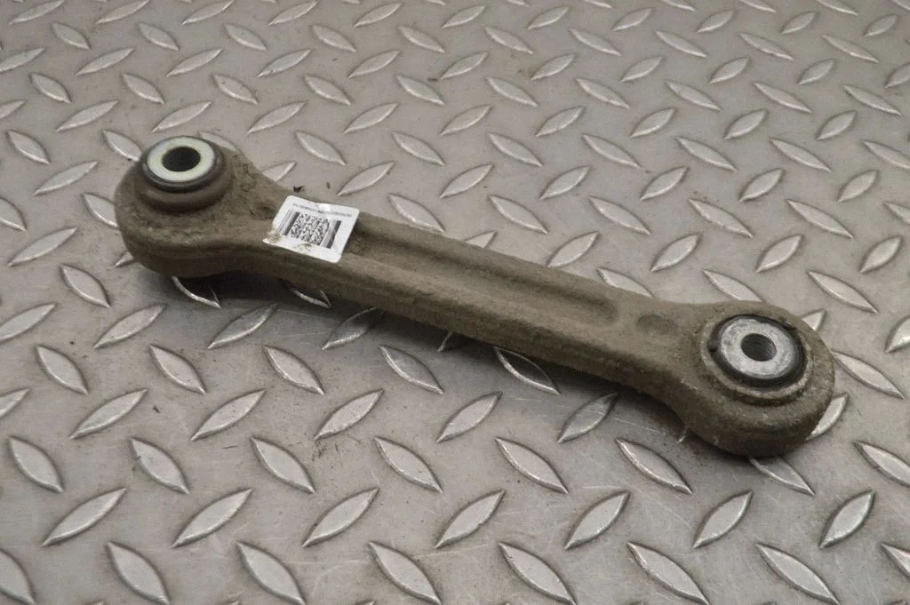 Rear upper control arm/wishbone 067000627300