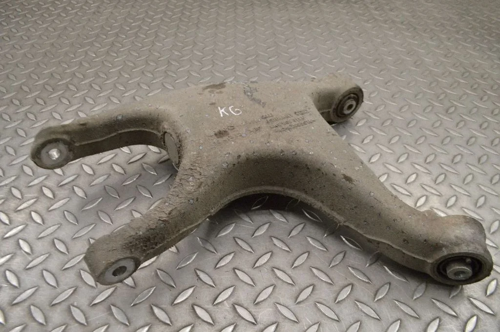 Rear upper control arm/wishbone – Porsche Macan (95B) (2014-2018)