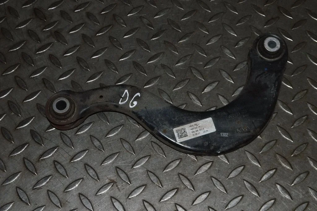 Aizmugurējā svira (dakša) 5Q0505351B