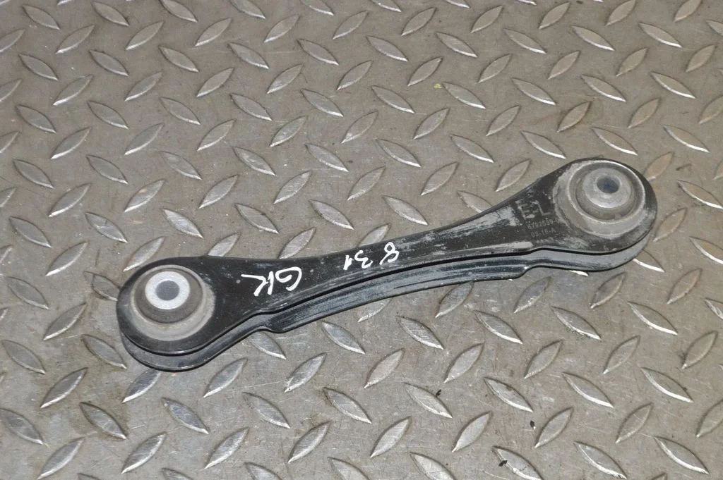 Wahacz tylny górny – BMW Seria 3 F30 F35 F31 (2012-2018)