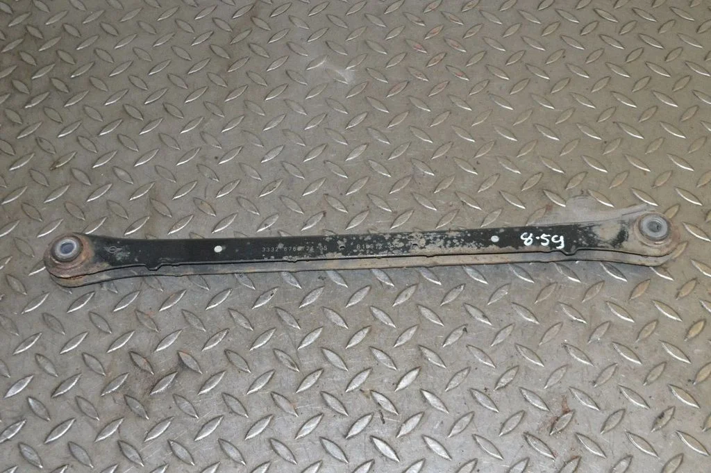 Aizmugurējā svira (dakša) 6768724