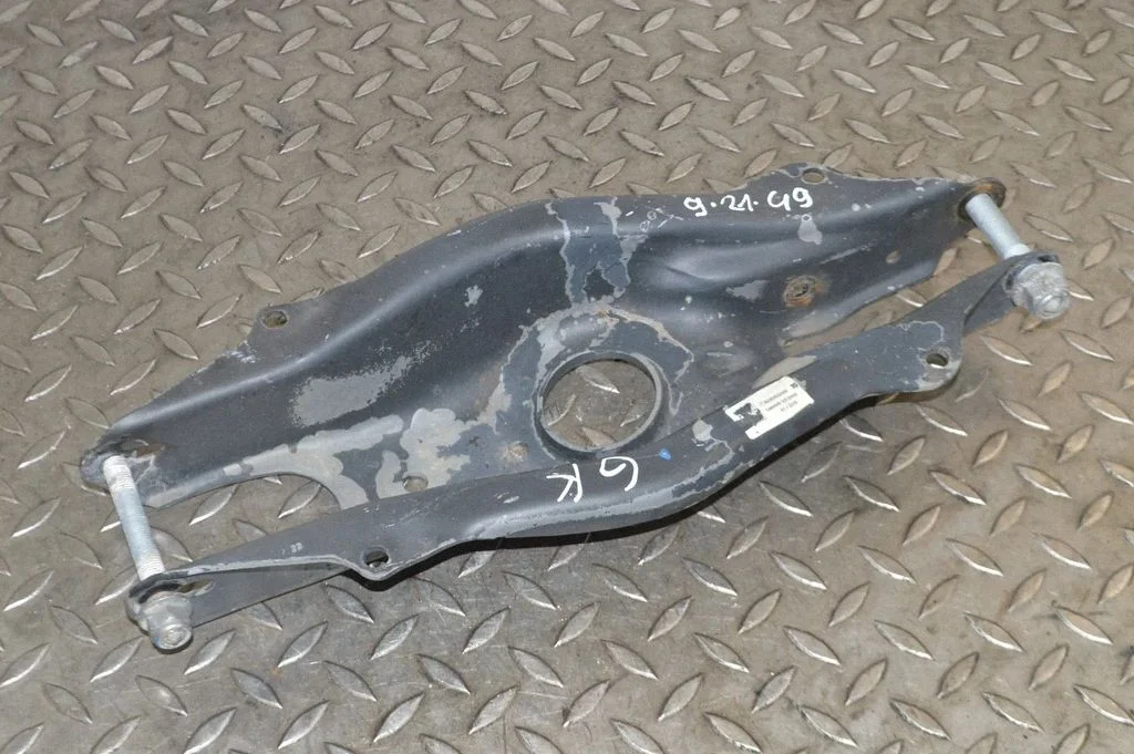 Aizmugurējā svira (dakša) A2053522000