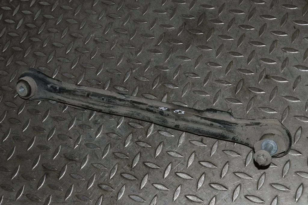 Rear upper control arm/wishbone 005202562500