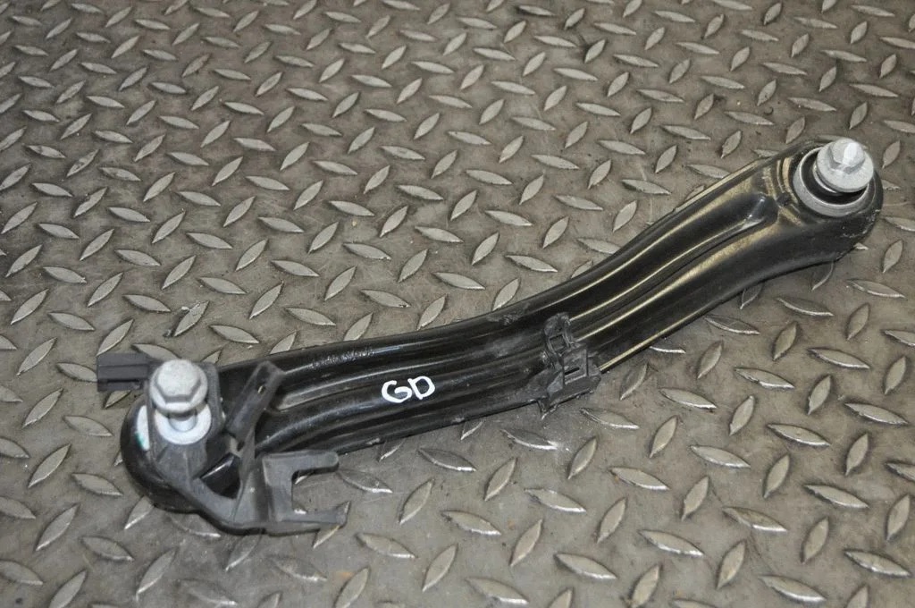 Rear upper control arm/wishbone – Mercedes-Benz GLS-Class X166 (2015-2019)