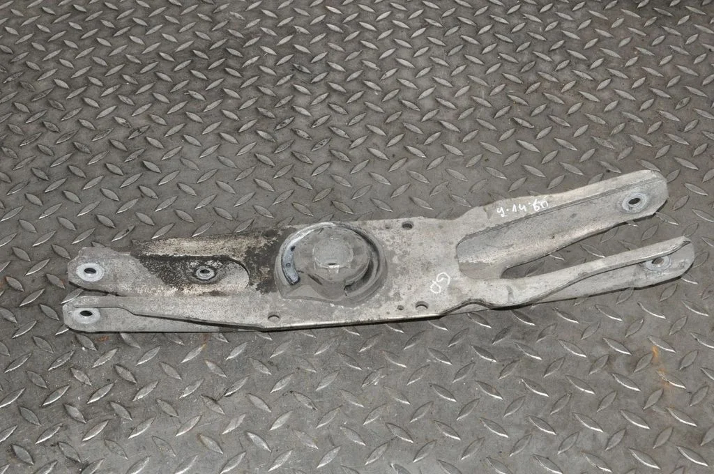 Rear upper control arm/wishbone – Mercedes-Benz A-Class W176 (2012-2018)
