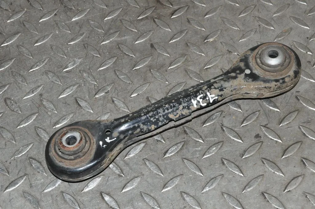 Aizmugurējā svira (dakša) 6765425