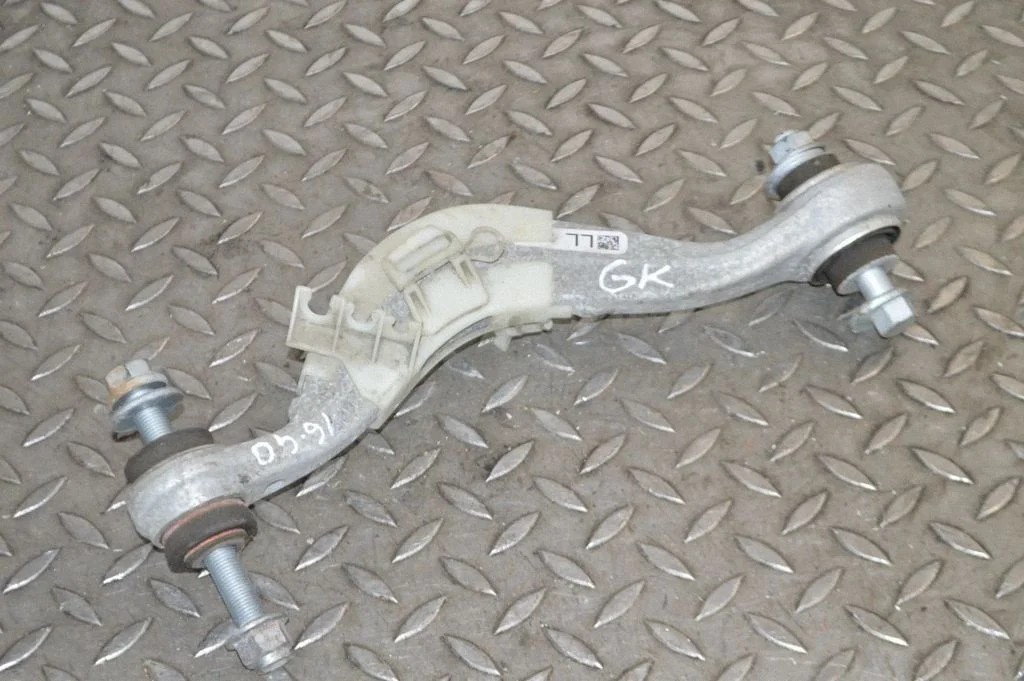 Rear upper control arm/wishbone – BMW Series 5 M5 F90 (2017-)