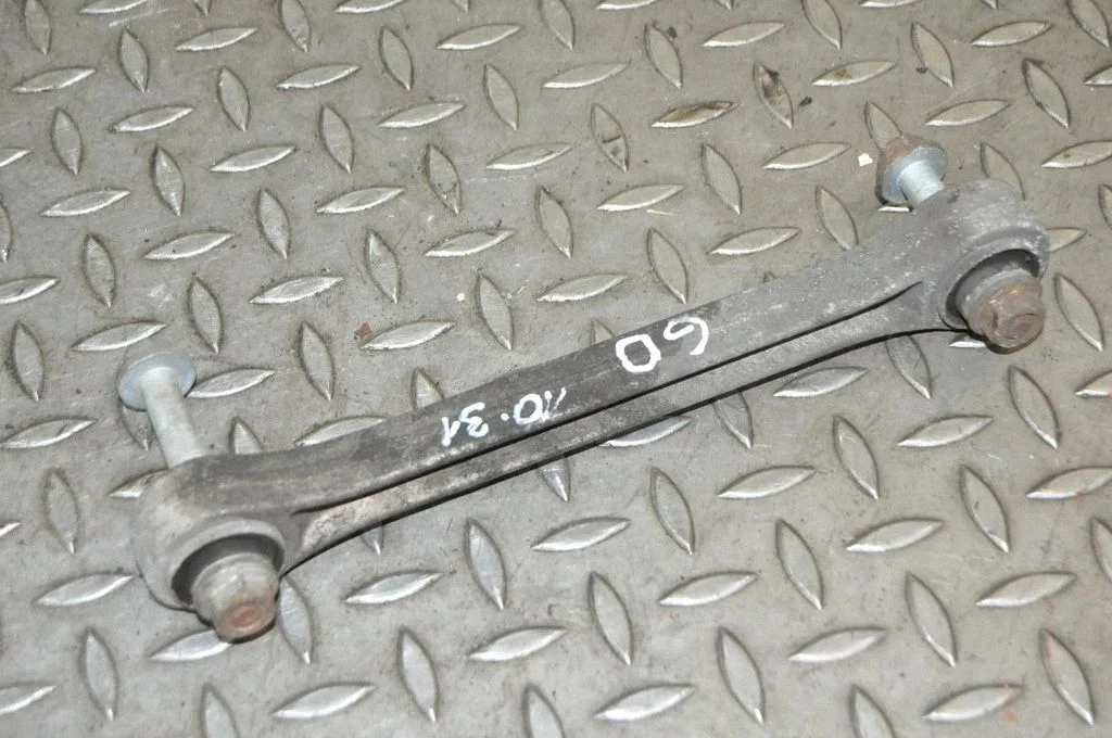 Rear upper control arm/wishbone – Porsche 997 (2004-2012)