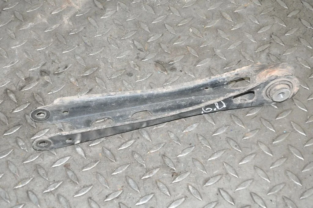 Wahacz tylny górny – BMW X3 F25 (2010-2017)