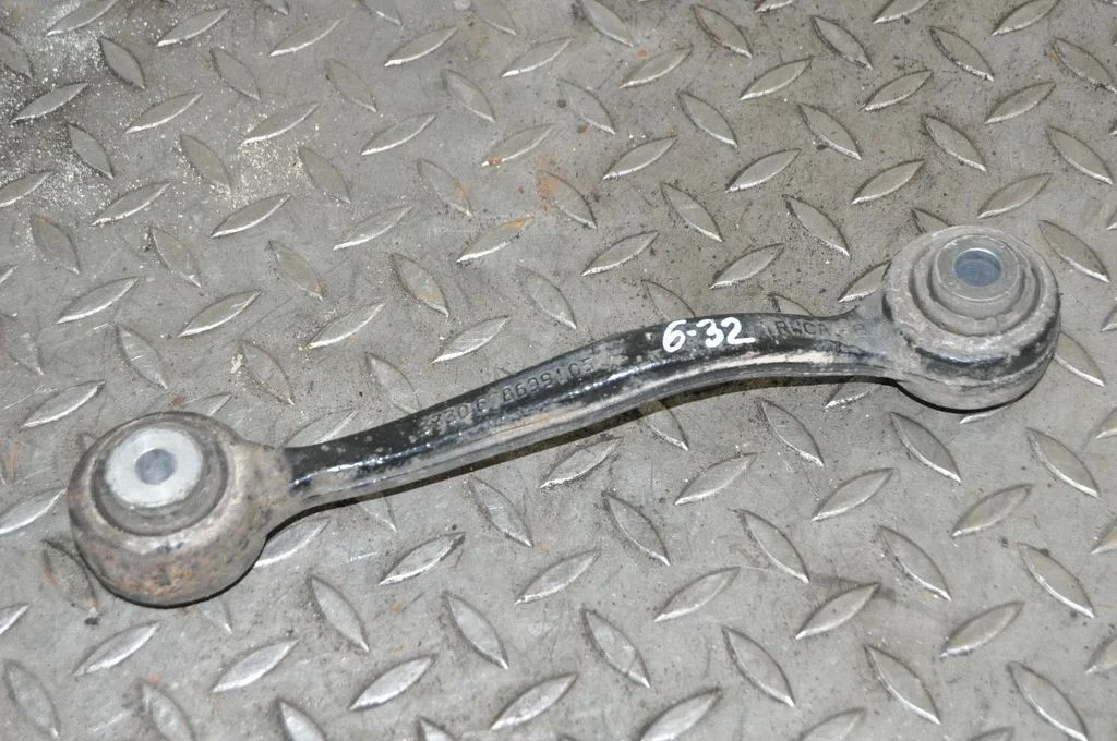 Aizmugurējā svira (dakša) 6786991