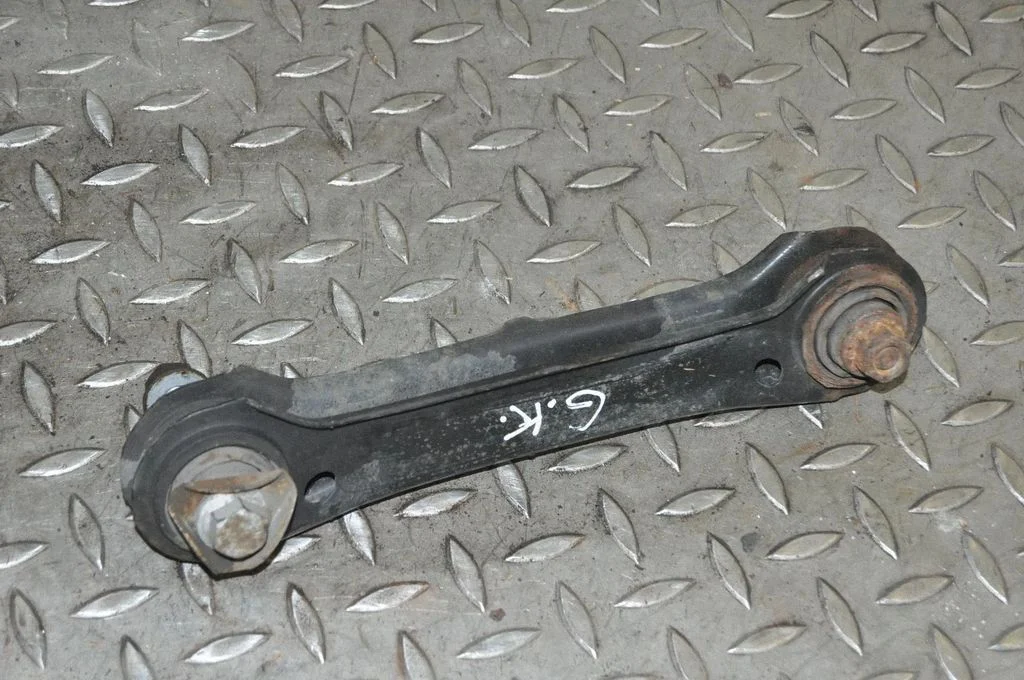 Aizmugurējā svira (dakša) 6782237