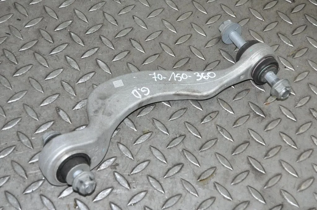 Aizmugurējā svira (dakša) – BMW X4 G02 (2018-)
