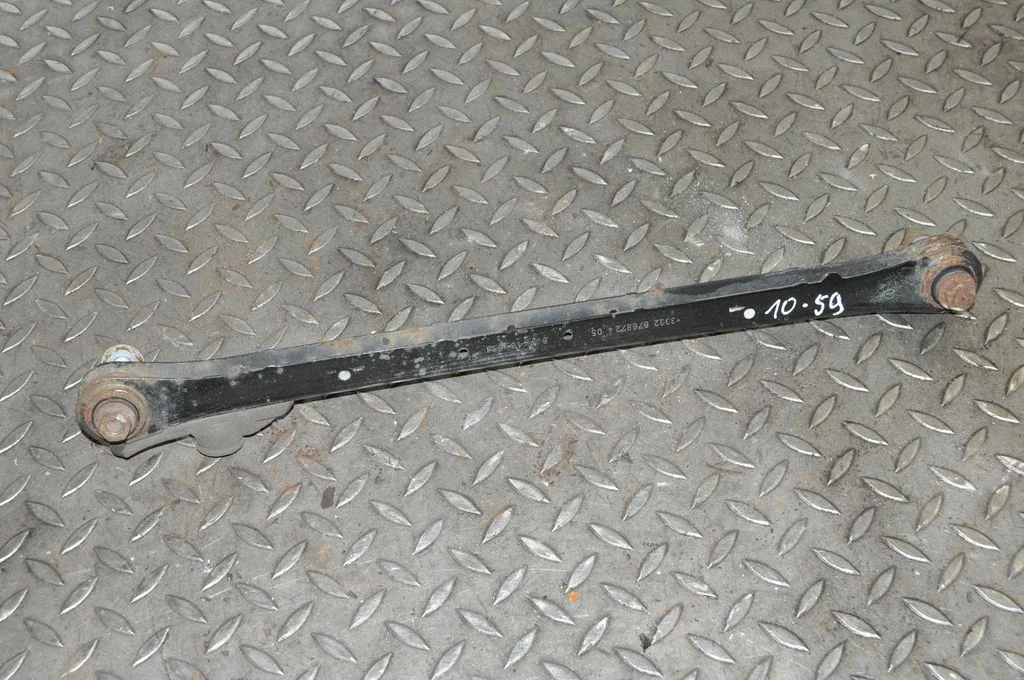 Aizmugurējā svira (dakša) 6768724