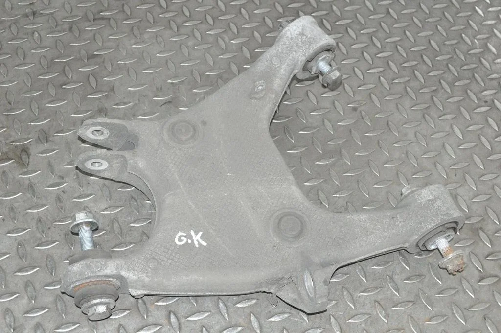 Rear upper control arm/wishbone – BMW 7 Series F01 F02 F03 F04 (2008-2016)