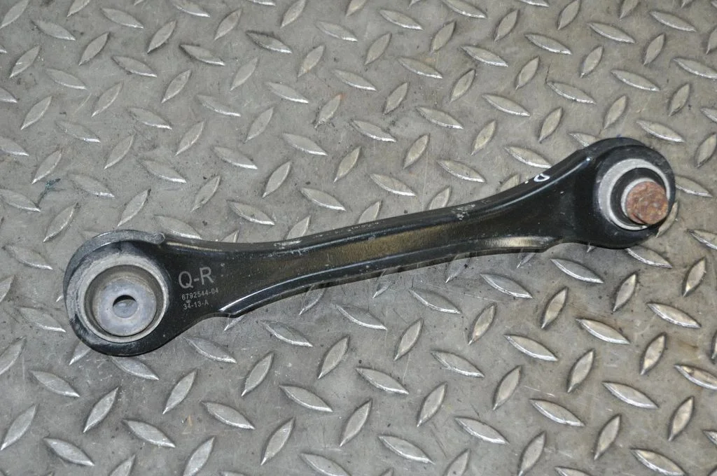 Wahacz tylny górny – BMW Seria 3 F30 F35 F31 (2012-2018)