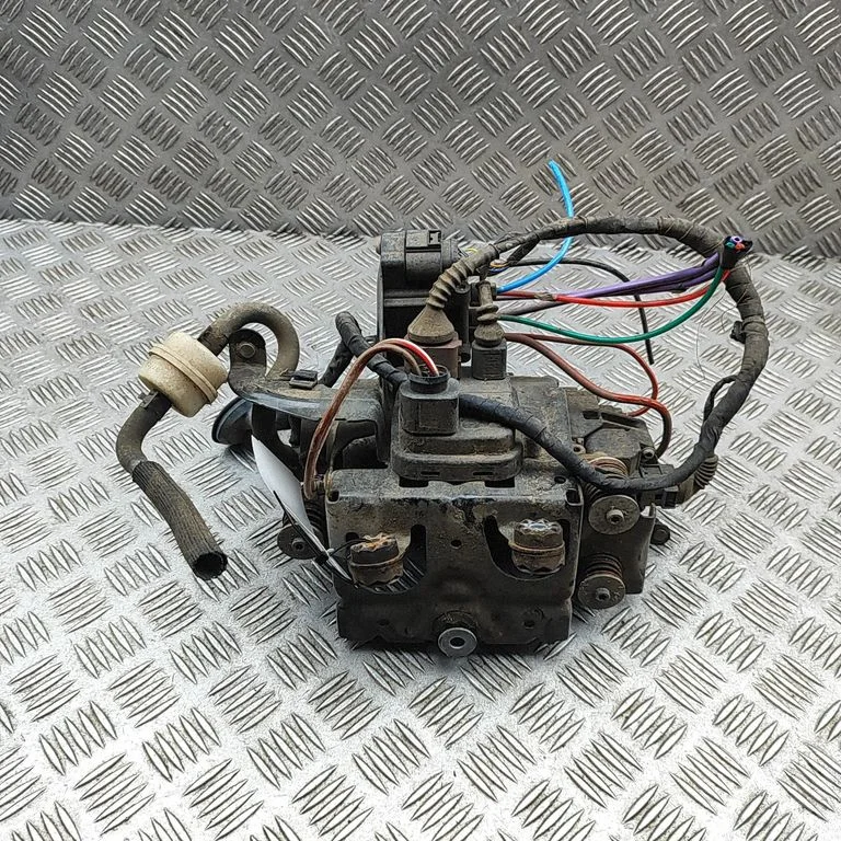 Air suspension compressor/pump – Volkswagen Touareg III (2018-)