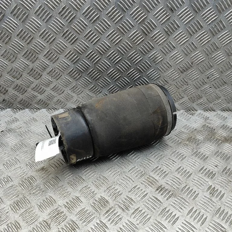 Rear air suspension bag/shock absorber – Land Rover Range Rover Sport L494 (2013-)
