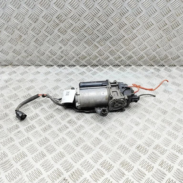 Õhkvedrustuse kompressor 9J1616006D