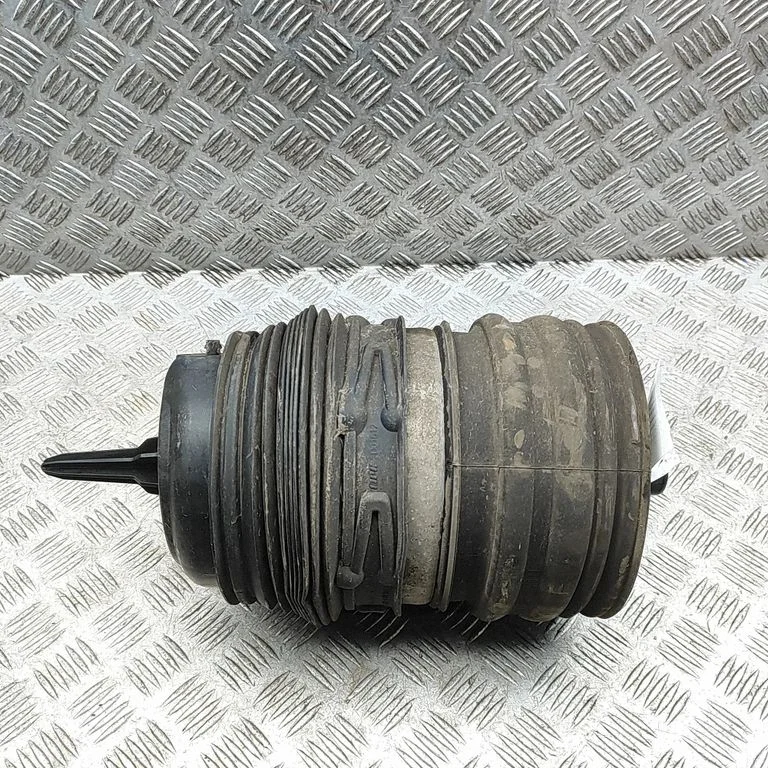 Tagumine õhkvedrustuse padi N9X25587BC